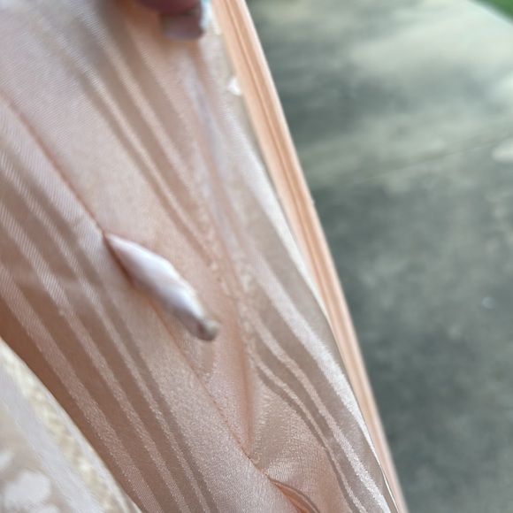 Vintage Christian Dior Peach Gown Robe Set Brocade Pegnoir Set Shiny Union Made - Picture 14 of 15